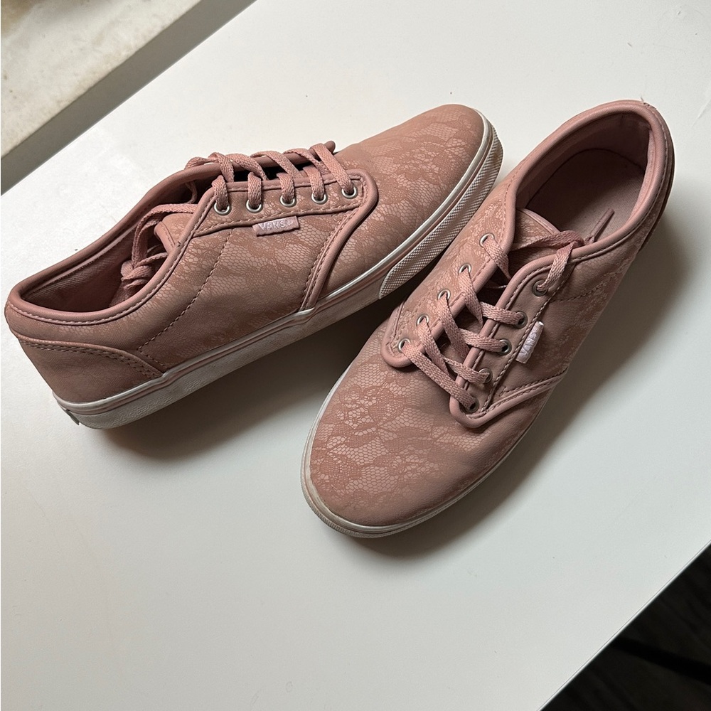 VANS Women's Blush Lace Sneakers